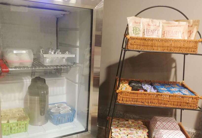 فندق Econo Lodge Milldale  Southington