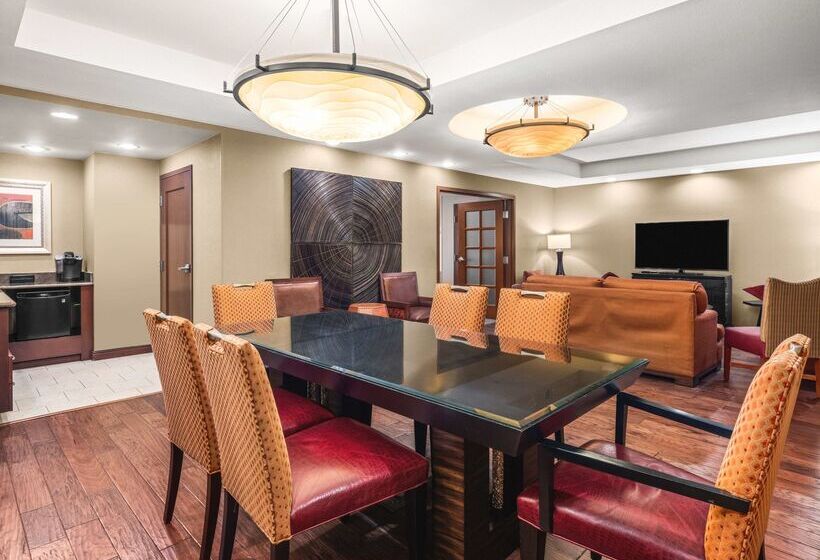 Embassy Suites By Hilton San Marcos Hotel Conference Center