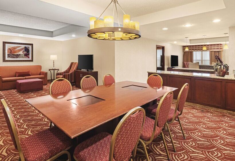Embassy Suites By Hilton San Marcos Hotel Conference Center