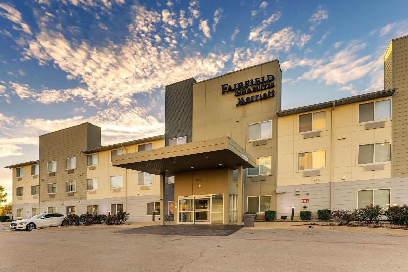 هتل Fairfield Inn & Suites By Marriott Fort Worth I30 West Near Nas Jrb