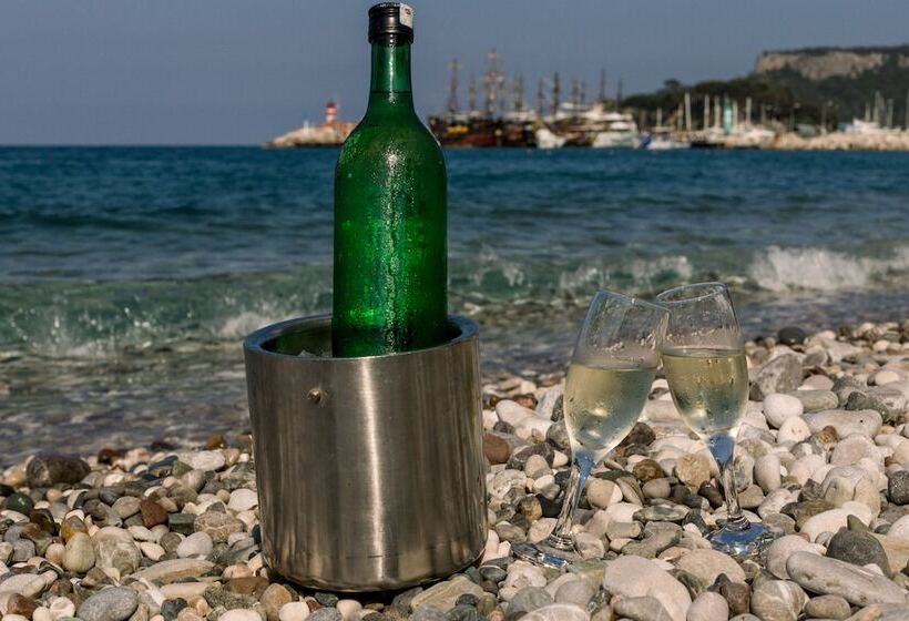 ホテル Fame Beach