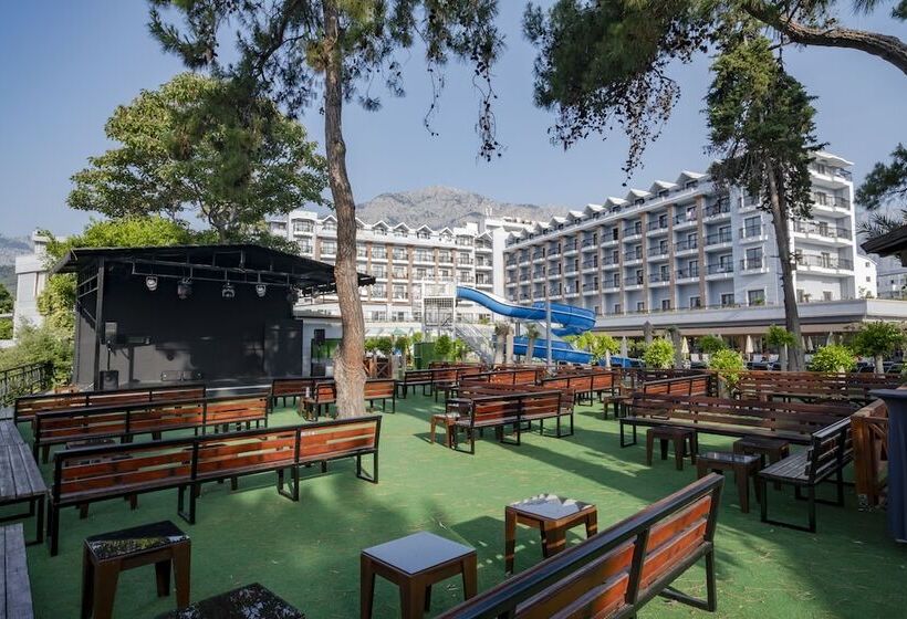 هتل Fore Resort & Spa