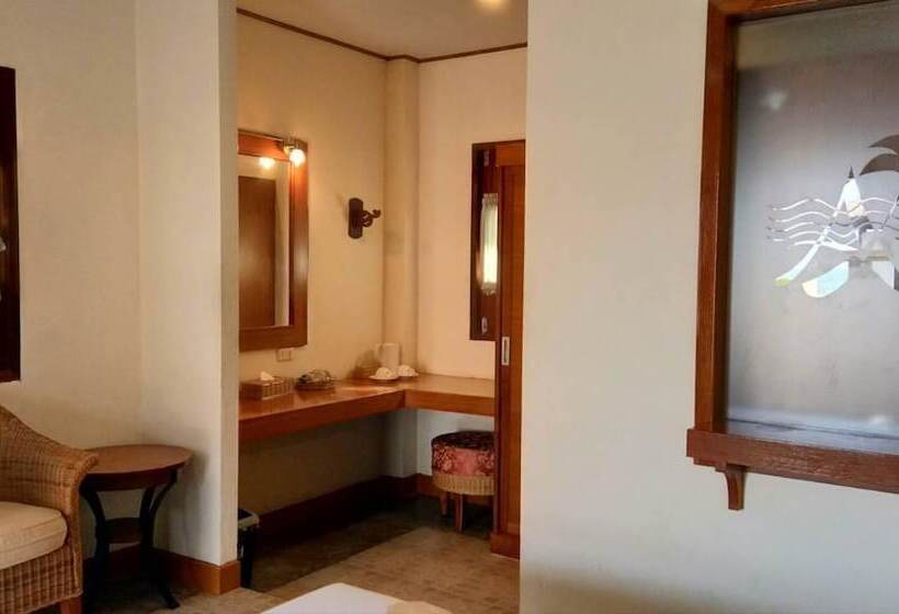 Hotel Golden Pine Beach Resort