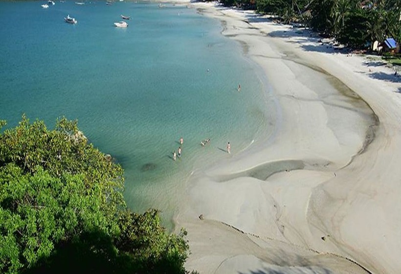 בית מלון כפרי Havana Beach Resort