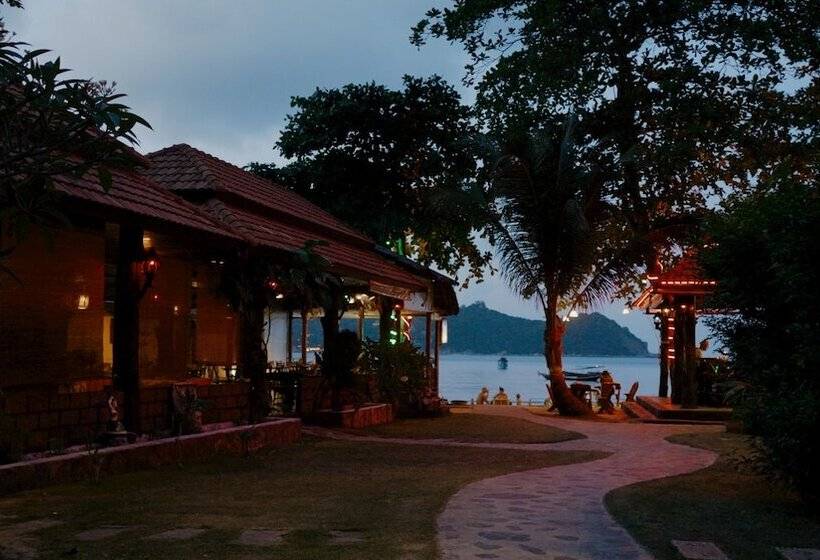 בית מלון כפרי Havana Beach Resort