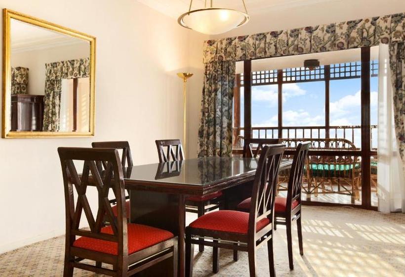 Cairo World Trade Center Hotel & Residences