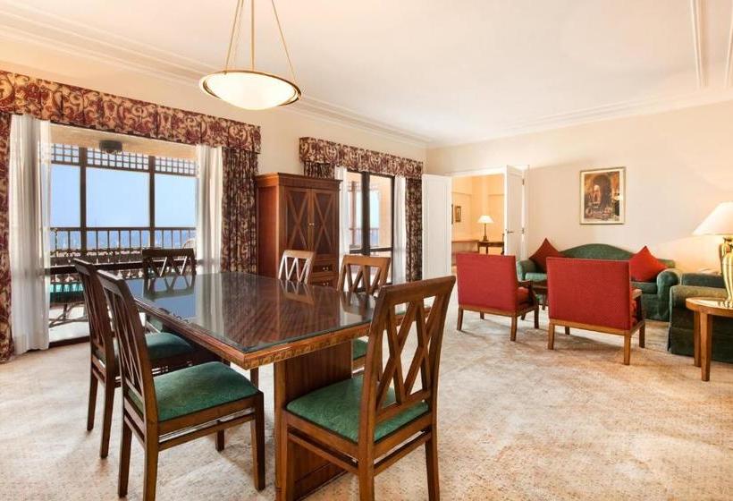 Cairo World Trade Center Hotel & Residences