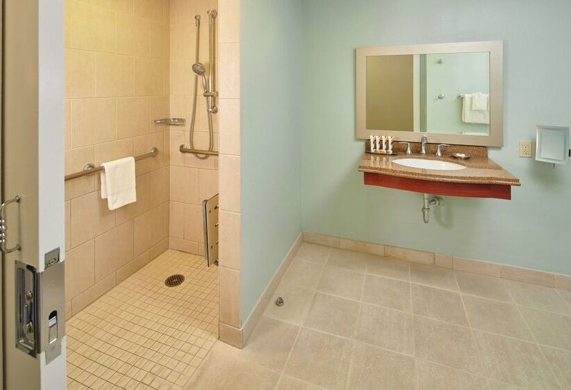 בית מלון כפרי Hilton Grand Vacations Club At Hilton Hawaiian Village