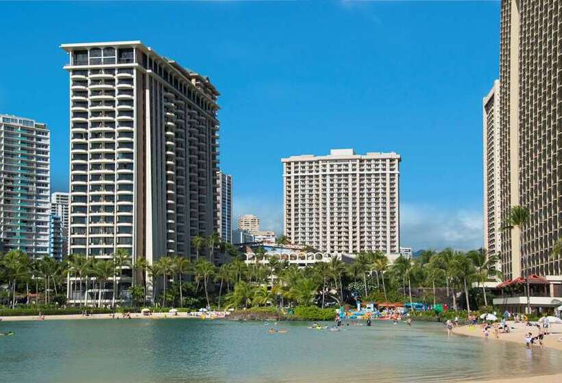 בית מלון כפרי Hilton Grand Vacations Club At Hilton Hawaiian Village