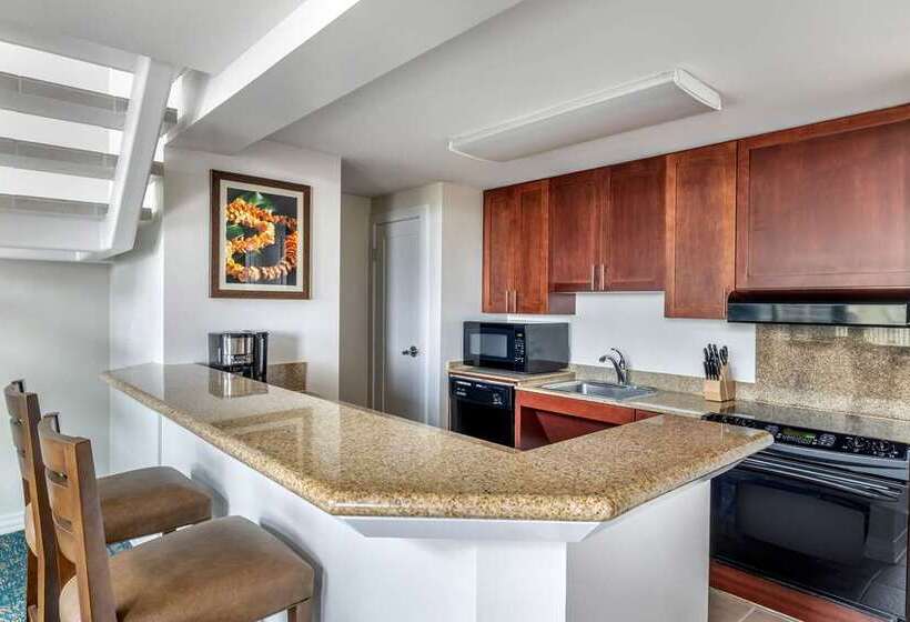 בית מלון כפרי Hilton Grand Vacations Club At Hilton Hawaiian Village