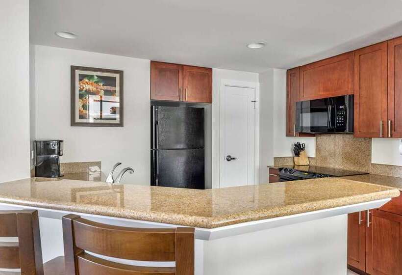 בית מלון כפרי Hilton Grand Vacations Club At Hilton Hawaiian Village