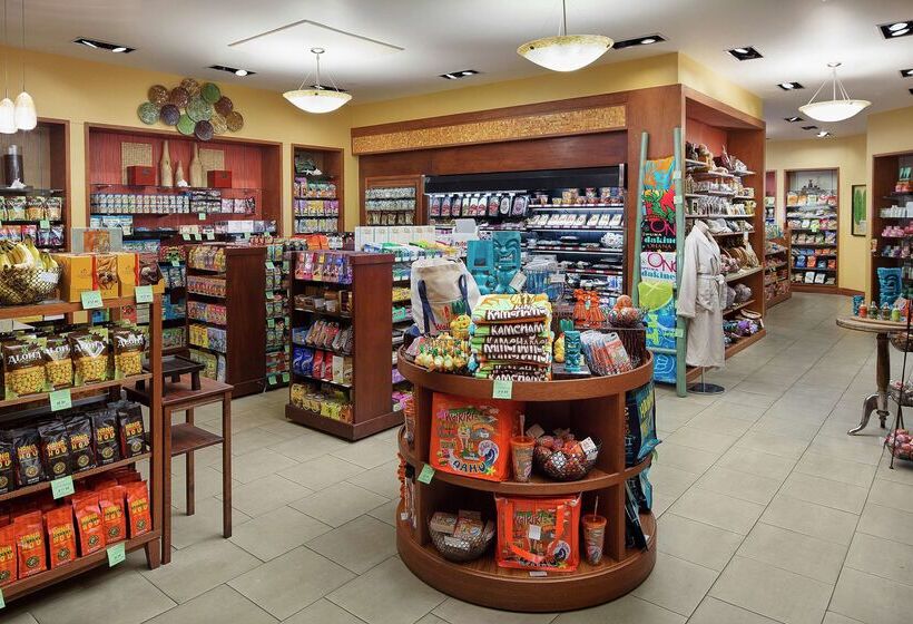 בית מלון כפרי Hilton Grand Vacations Club Grand Waikikian Honolulu