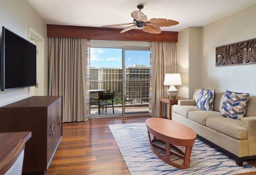 בית מלון כפרי Hilton Grand Vacations Club Grand Waikikian Honolulu