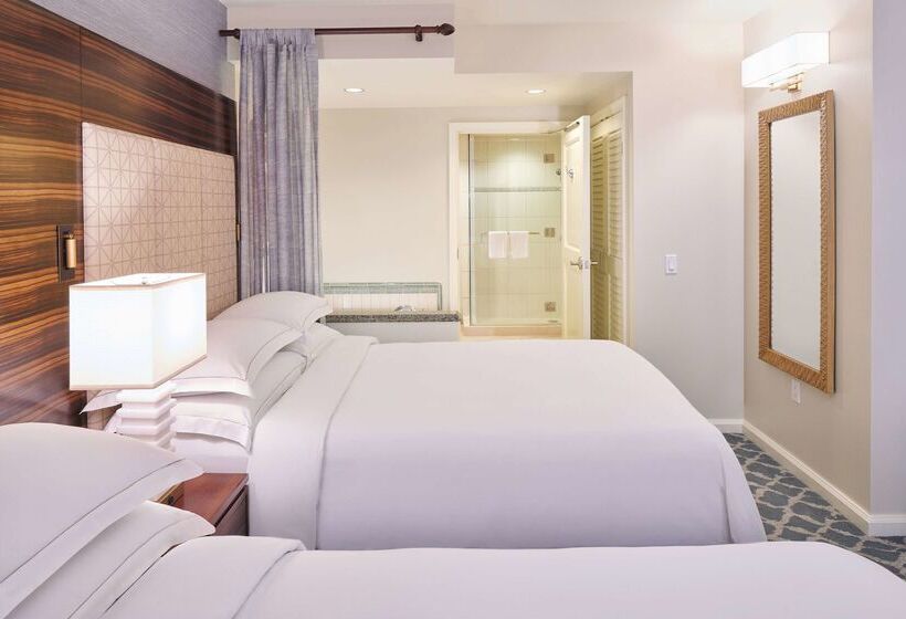 בית מלון כפרי Hilton Grand Vacations Club Grand Waikikian Honolulu