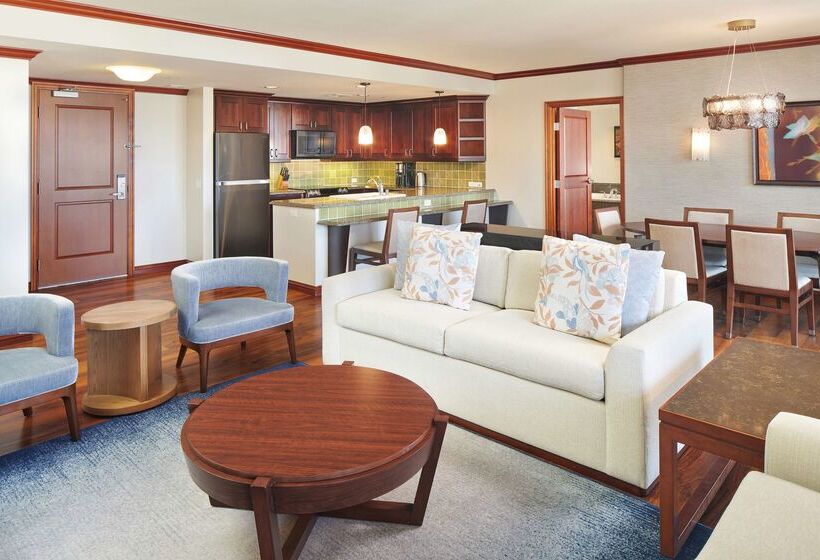 בית מלון כפרי Hilton Grand Vacations Club Grand Waikikian Honolulu