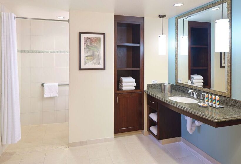 בית מלון כפרי Hilton Grand Vacations Club Grand Waikikian Honolulu