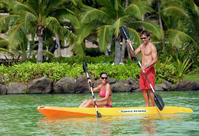 בית מלון כפרי Hilton Grand Vacations Club Grand Waikikian Honolulu