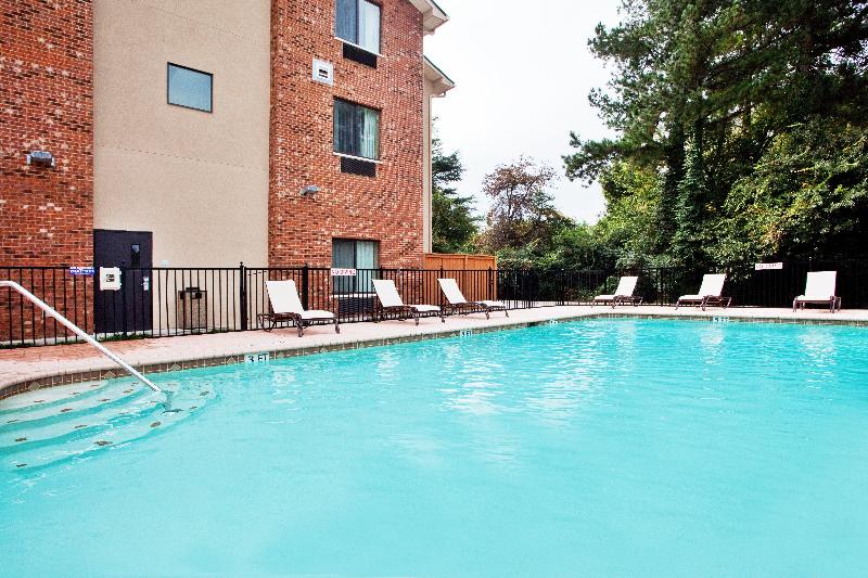 호텔 Holiday Inn Express & Suites Buford Ne   Lake Lanier, An Ihg