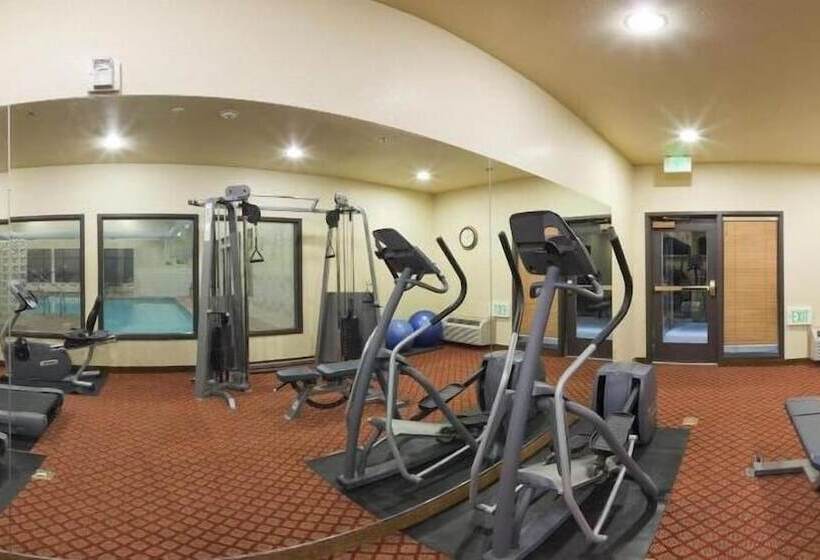 Holiday Inn Express Hotel & Suites Kalispell, An Ihg