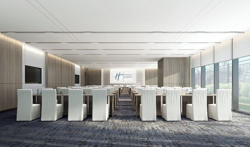 בית מלון כפרי Holiday Inn Express Tianjin Dongli By Ihg