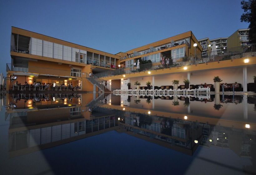 Отель Horizont Resort