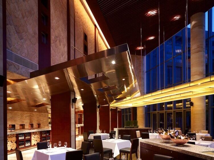 Отель Hyatt Regency Dongguan