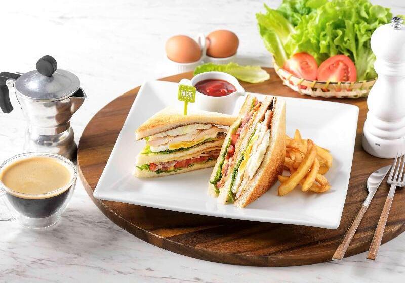 호텔 Ibis Phuket Patong