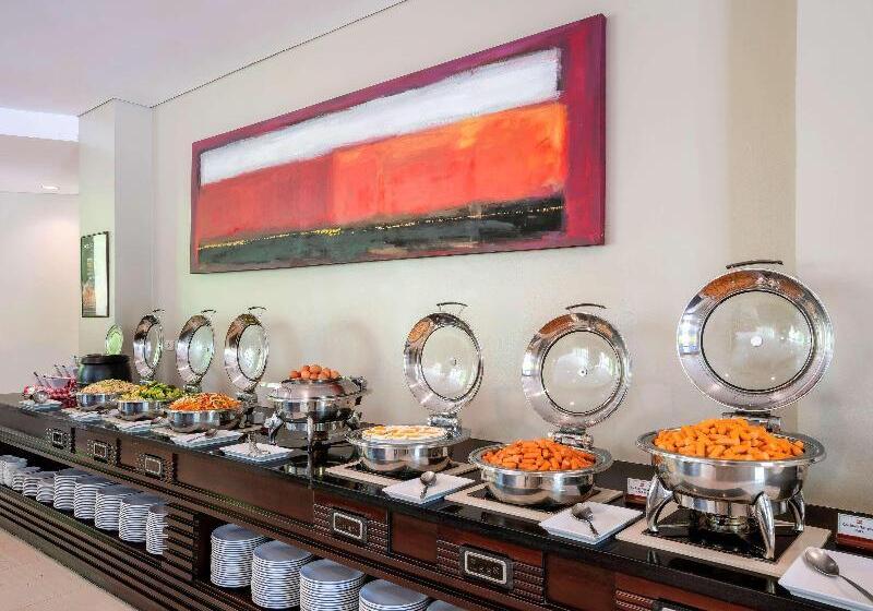 호텔 Ibis Phuket Patong