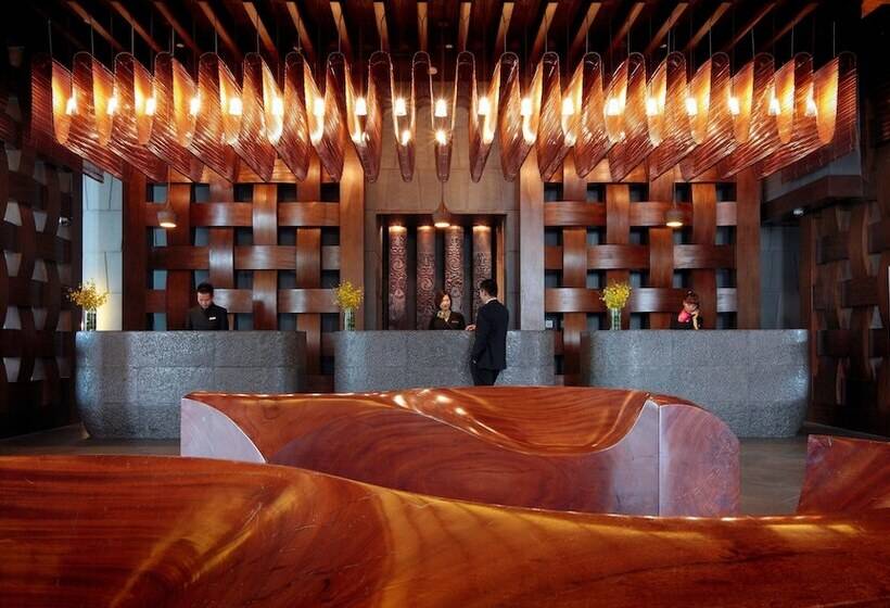 هتل Intercontinental Lijiang Ancient Town Resort, An Ihg