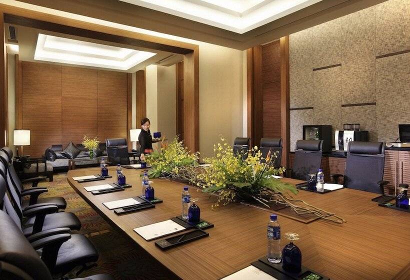 هتل Intercontinental Lijiang Ancient Town Resort, An Ihg