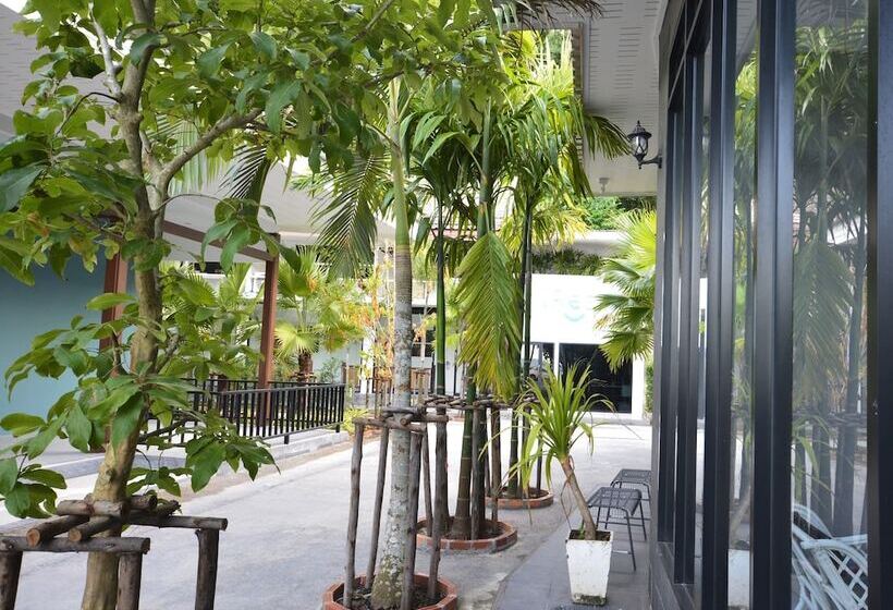 酒店 Irest Ao Nang Seafront