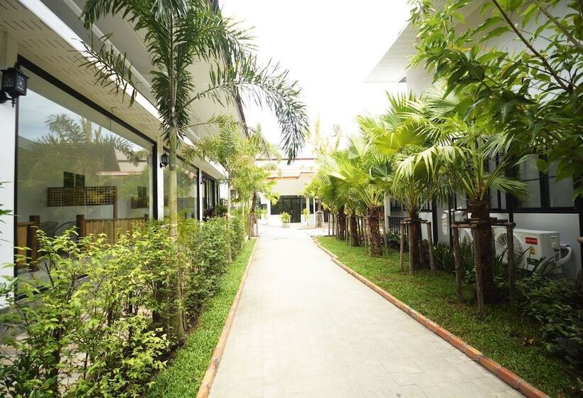 酒店 Irest Ao Nang Seafront