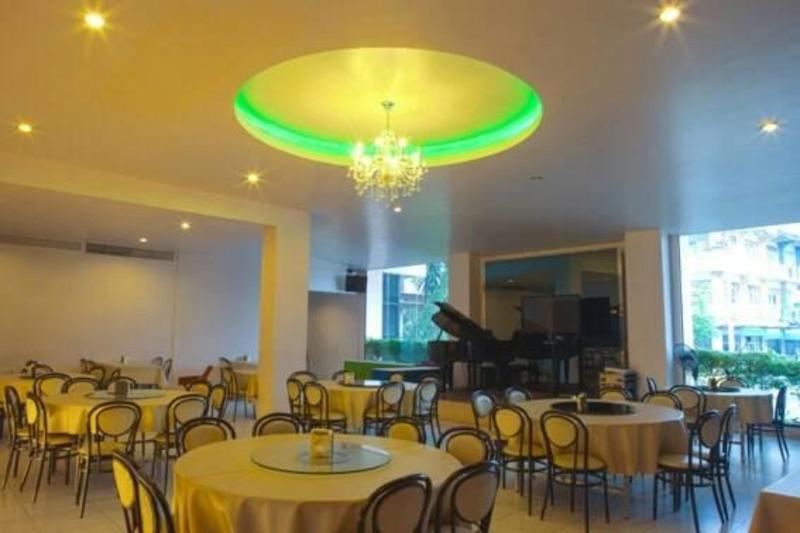 호텔 Jansom Chumporn