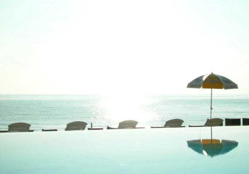 בית מלון כפרי Khanom Golden Beach