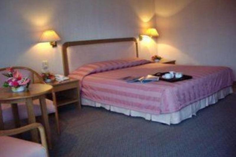 בית מלון כפרי Khanom Golden Beach