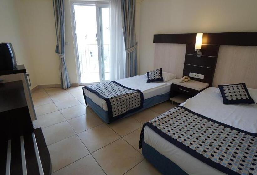 酒店 Kleopatra Balik