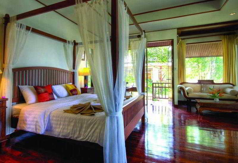 酒店 Kooncharaburi Resort