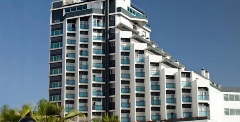 فندق La Familia Gallo Rojo