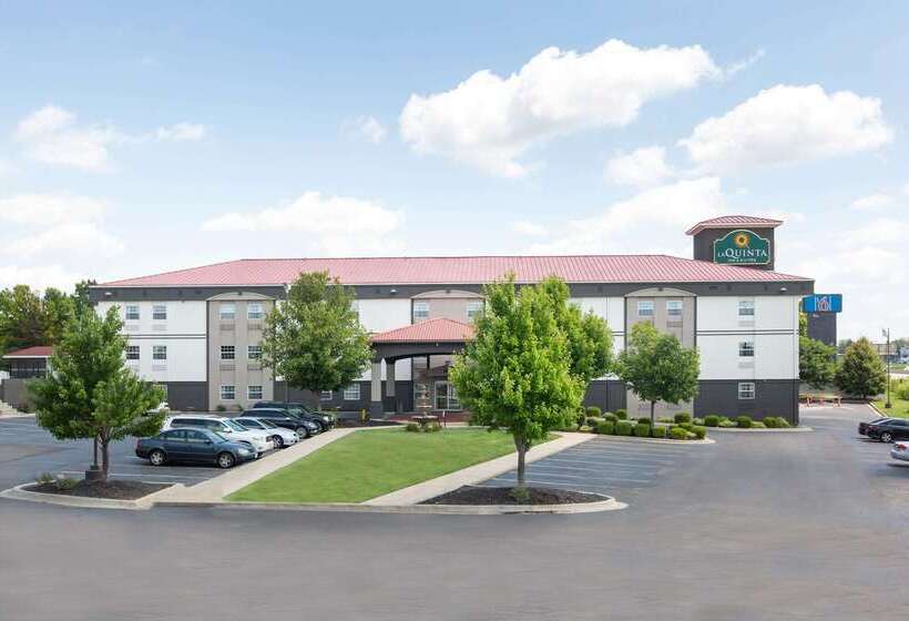 فندق La Quinta By Wyndham Blue Springs