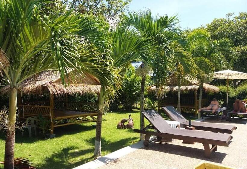 Отель Lanta Sunny House