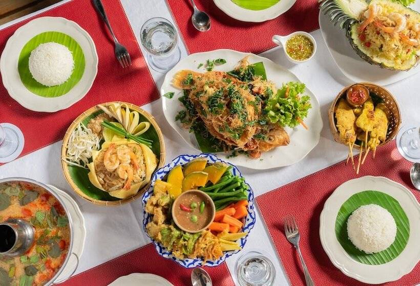 בית מלון כפרי Le Charme Sukhothai Historical Park