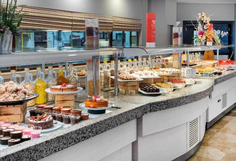 هتل Martı Myra   Ultra All Inclusive