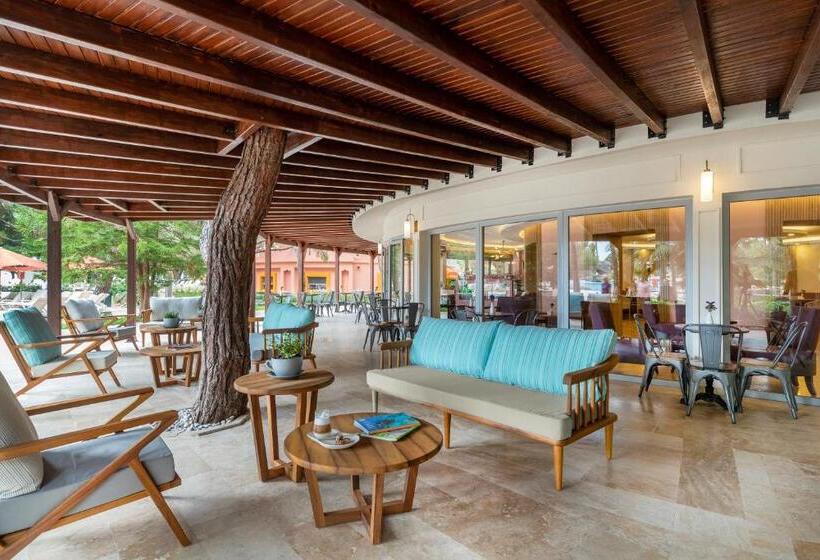 هتل Martı Myra   Ultra All Inclusive