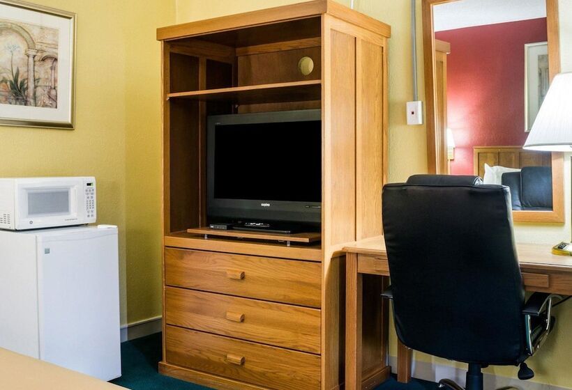 Отель Meadow Acres Inn