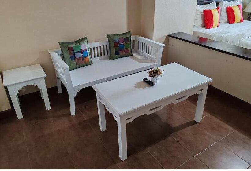 Отель Noble Place Chiangmai