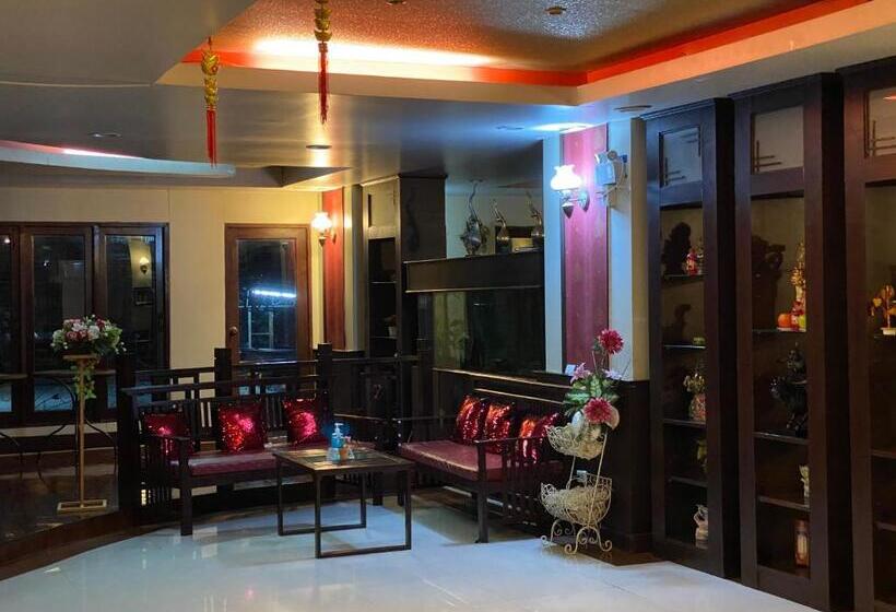 Отель Noble Place Chiangmai