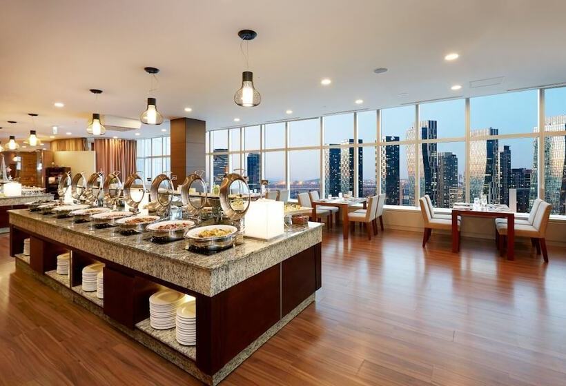 Отель Orakai Songdo Park