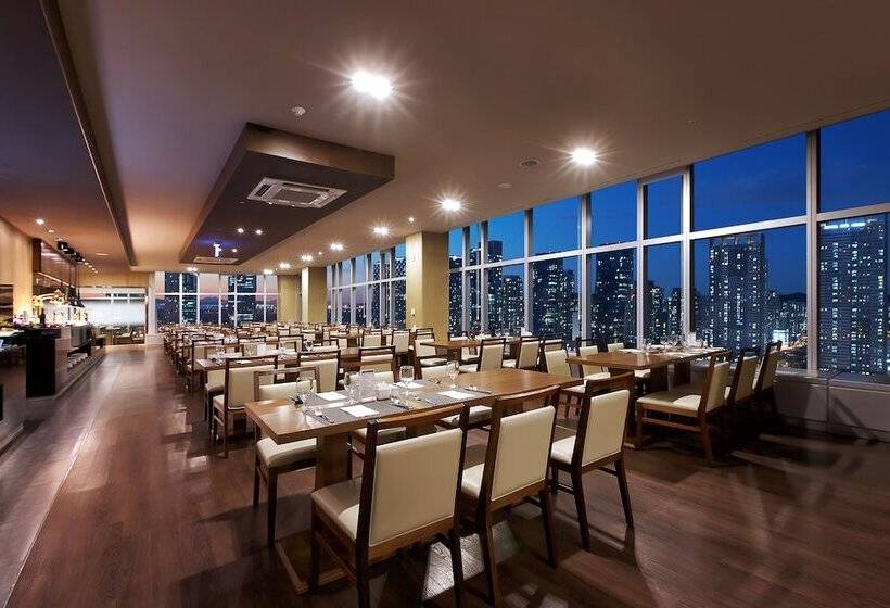 Отель Orakai Songdo Park