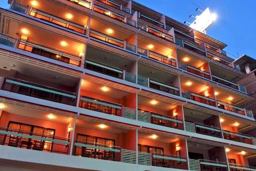هتل Pattaya Loft