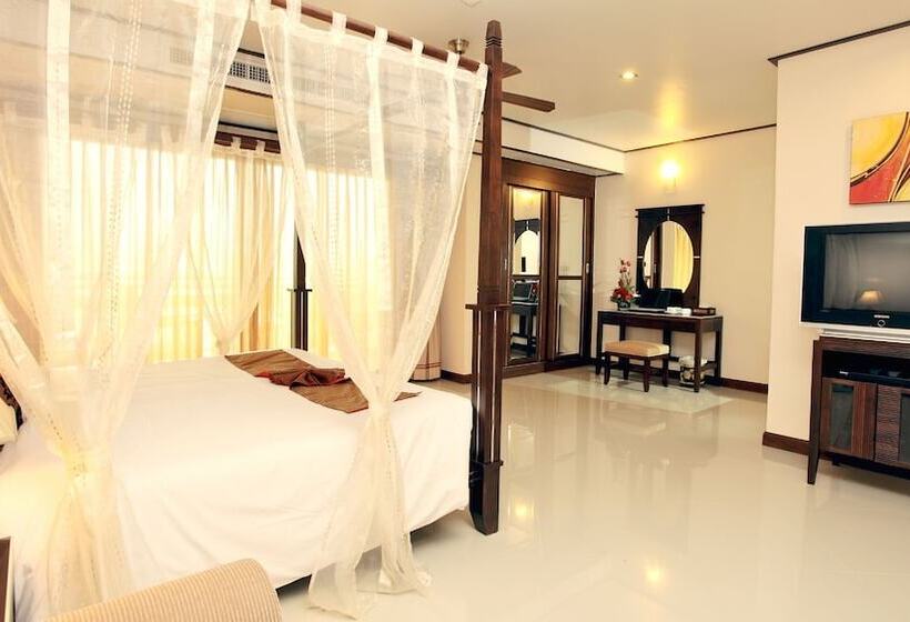 هتل Pattaya Loft